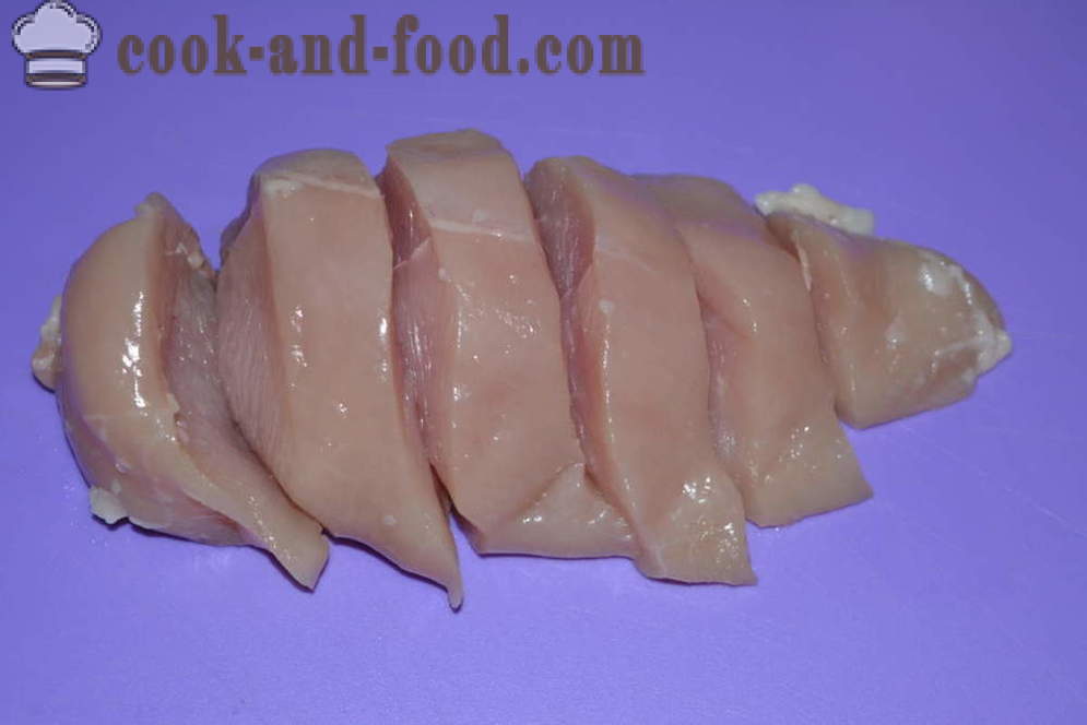 Lahodné kuřecí prsa smažená na pánvi - jak vařit šťavnaté kuřecí prsa na pánvi, krok za krokem recept fotografiích
