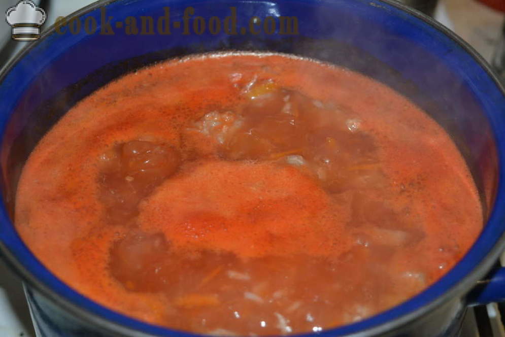 Rajčatová polévka s masovými kuličkami - jak vařit rajčatová polévka s masovými kuličkami, se krok za krokem recept fotografiích