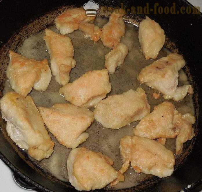 Jak se vaří kuře na pánvi se škrobem - šťavnaté a chutné - recept s fotkou