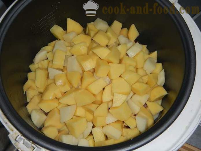Dušené brambory s masem v multivarka v hrnci na ohni - krok za krokem recept jak uvařit guláš brambor s masem multivarka - s fotografiemi