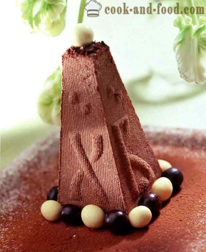 Čokoládové velikonoční tvaroh a smetana - jednoduchý recept na syrové čokoládová velikonoční tvaroh