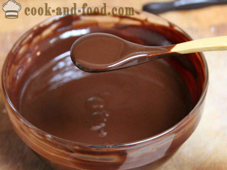 Krémová čokoládová poleva z kakaa, cukru a mléka - Jak si vyrobit čokoládovou polevou kakaového receptu s videem