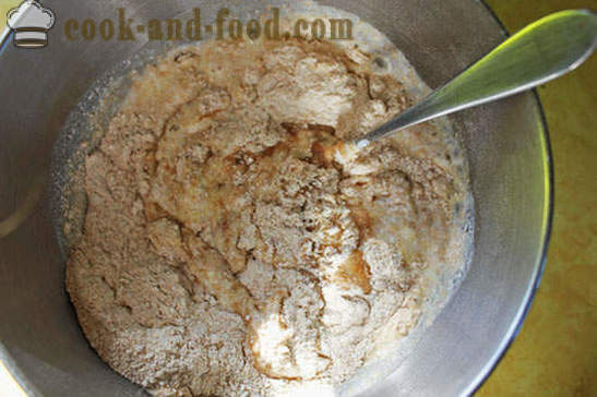 Chléb bez kvasnic a kvasného jogurt, pečené v troubě - pšenice - žitný, domácí jednoduchý recept s fotkou
