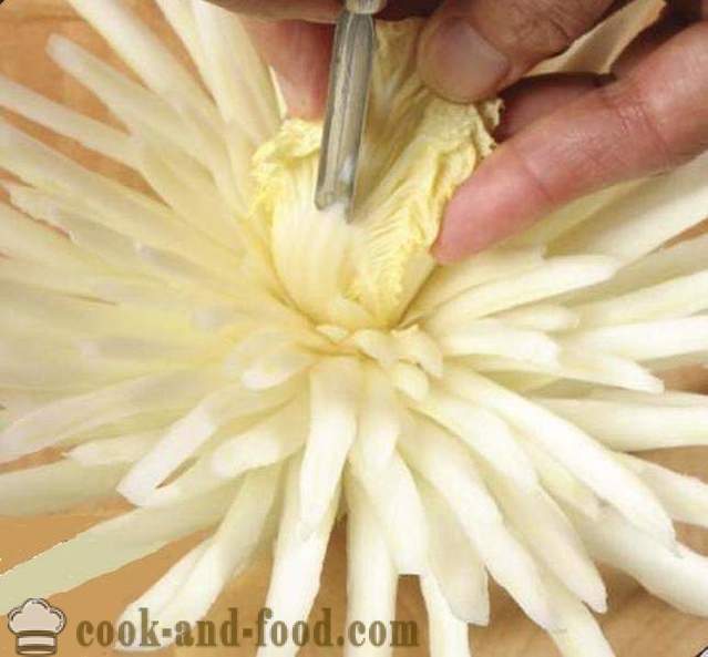 Carving pro začátečníky zeleniny: Chrysanthemum květ čínského zelí, fotky