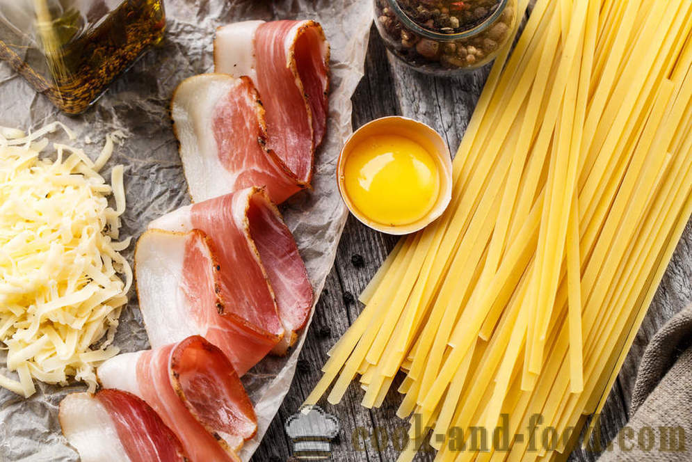 Italská kuchyně: těstoviny carbonara tři recepty se smetanou