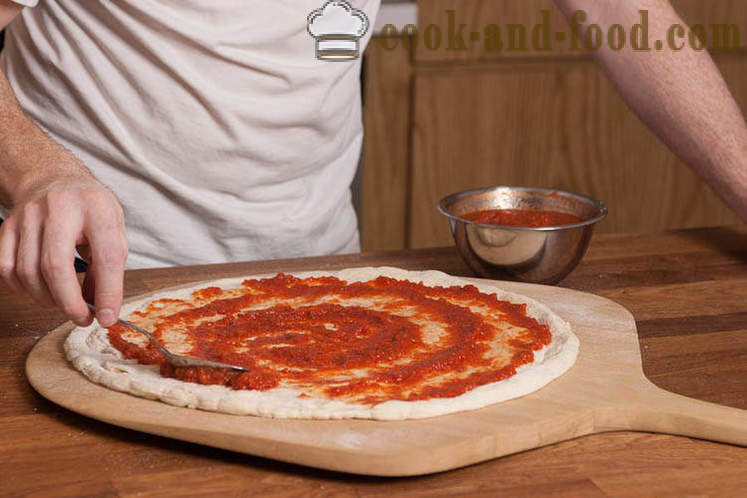 Těsto recept a pizza omáčka Jamie Oliver