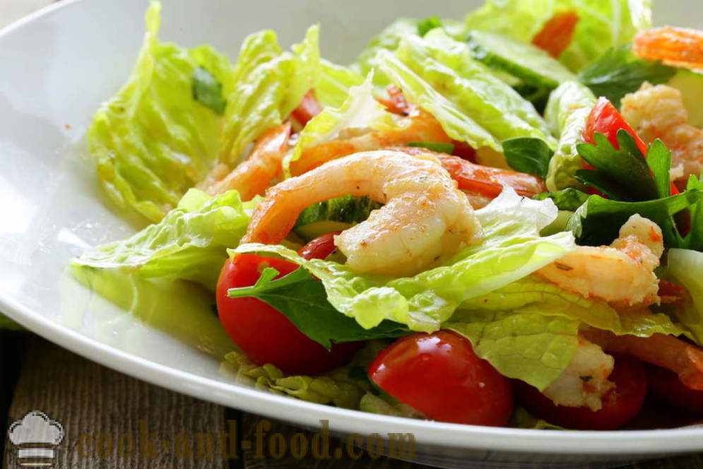 Recept: Vitamin salát se zeleninou, krevet a mořských plodů